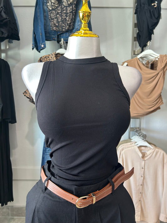 Sleeveless crew neck knit top