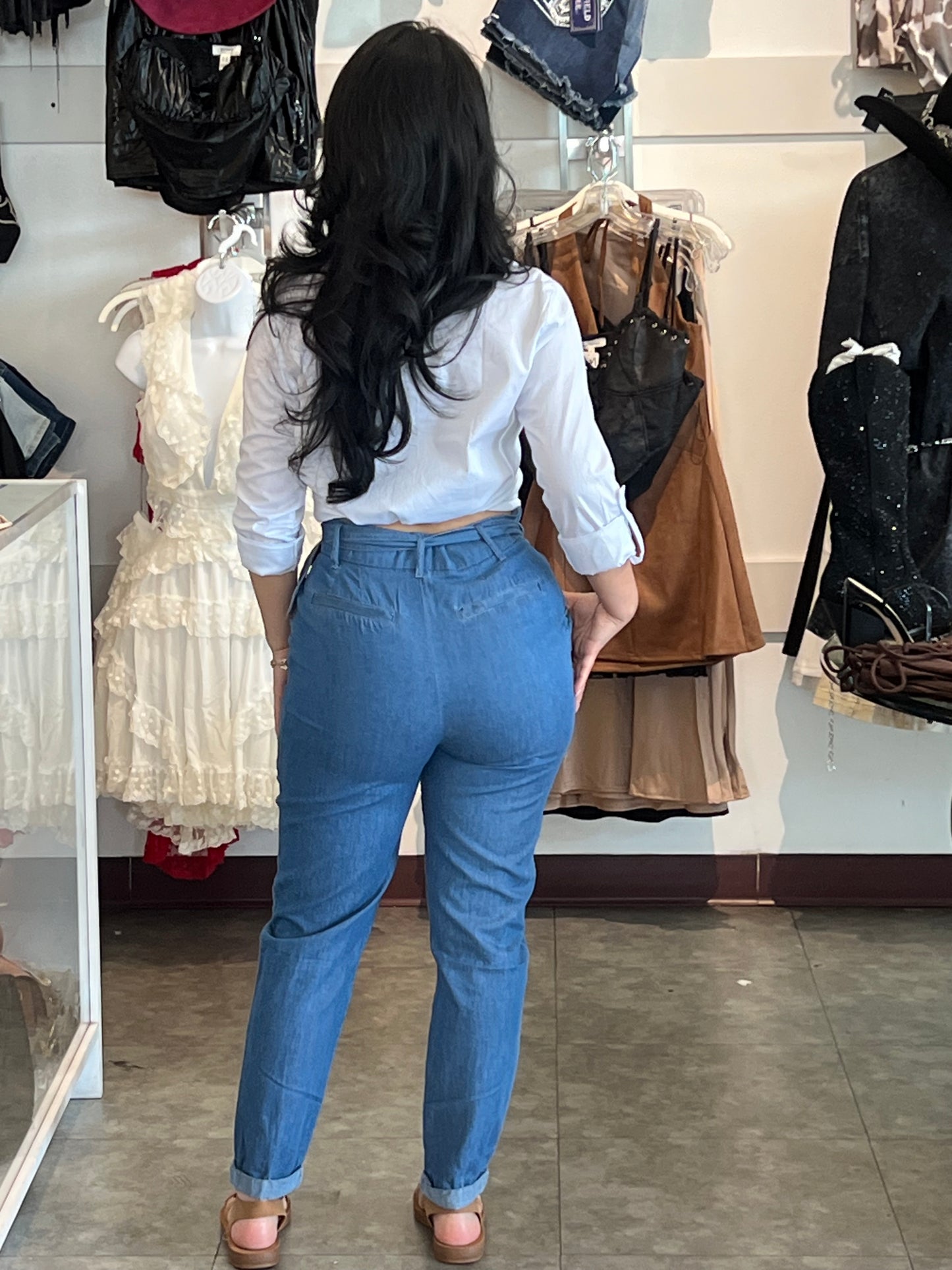 Pants with belt