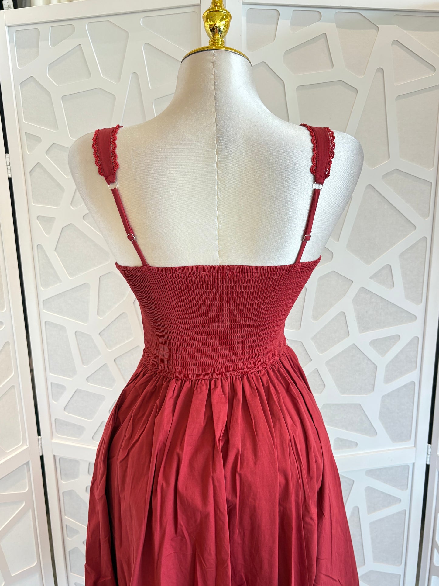 Lace Detail Smocked Midi Dress