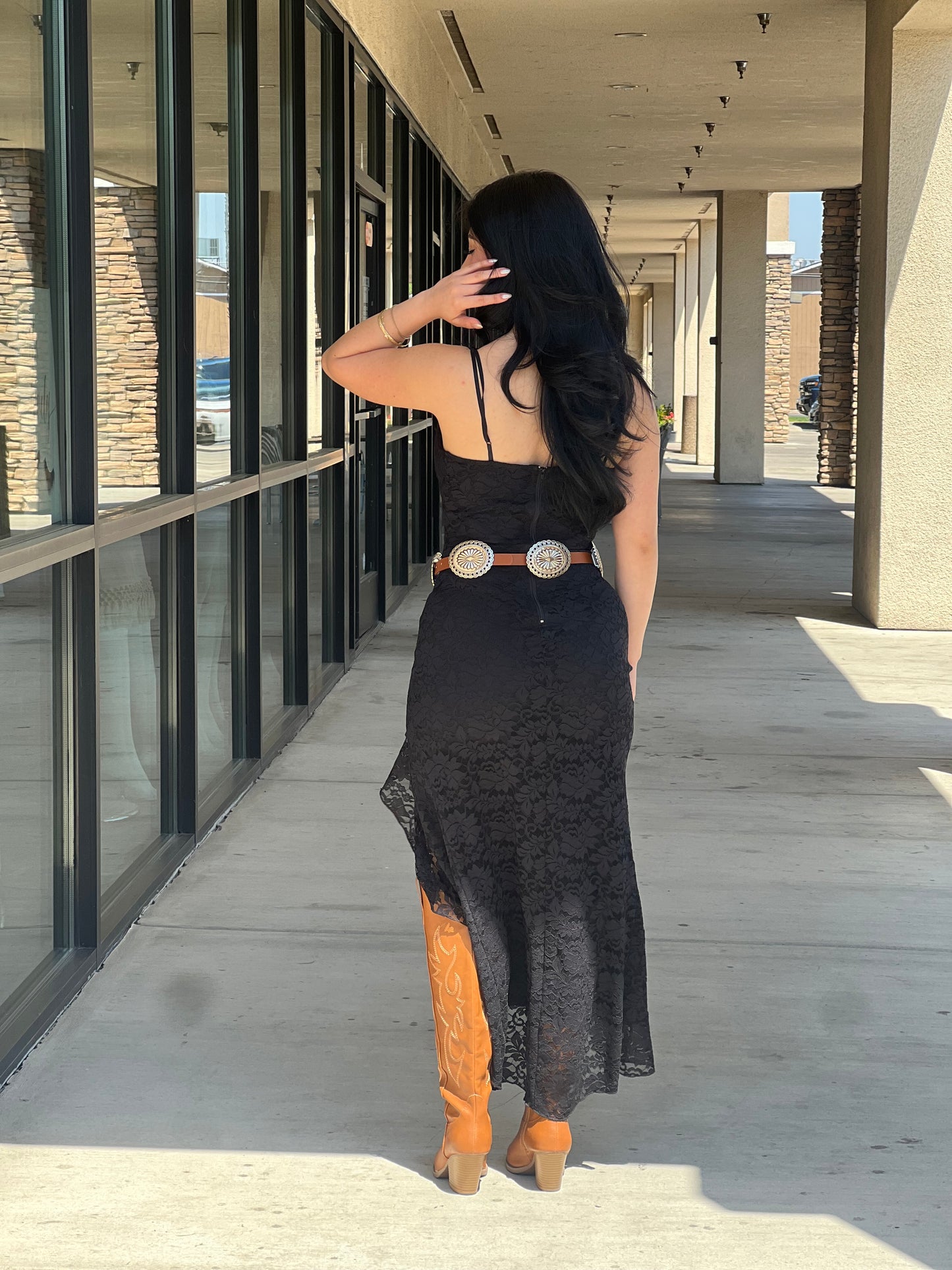 LACE HIGH SLIT DRESS
