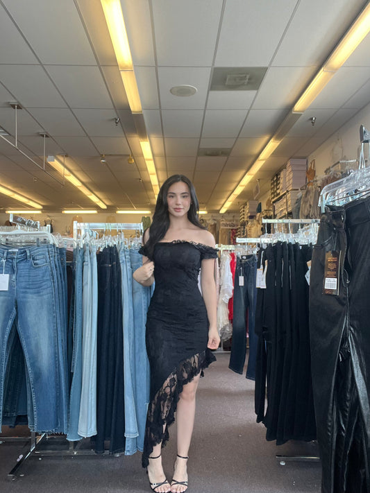 Lace midi dress