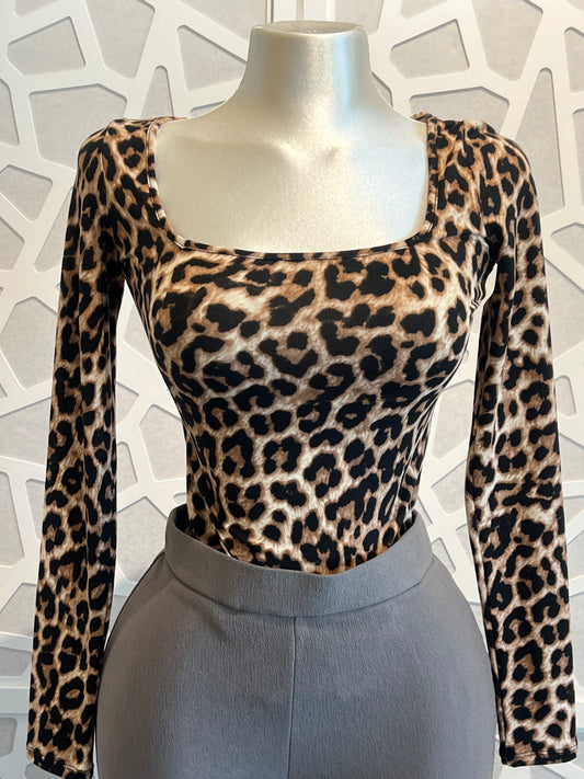 Long sleeve leopard bodysuit