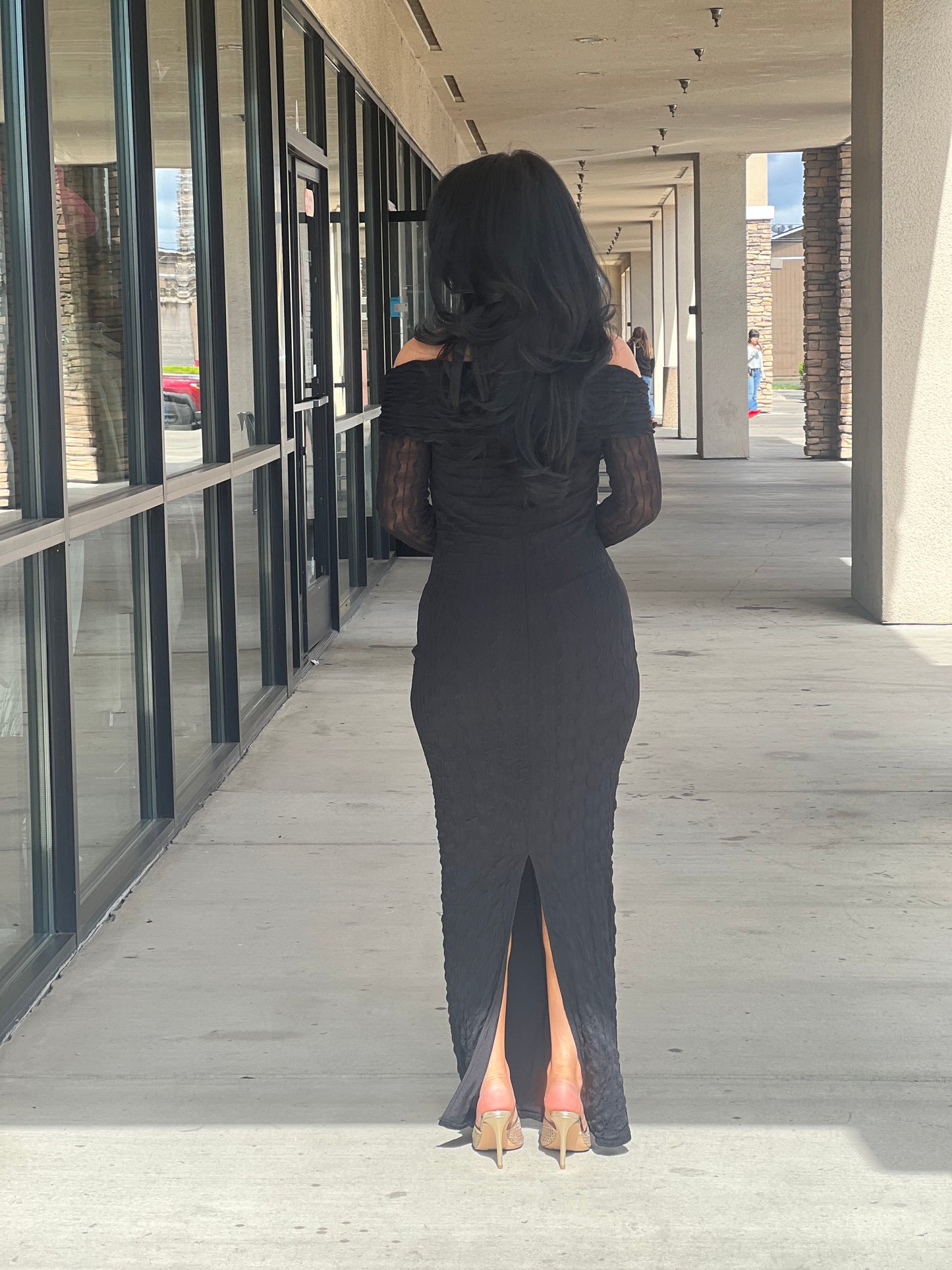 MAXI OFF SHOULDER DRESS