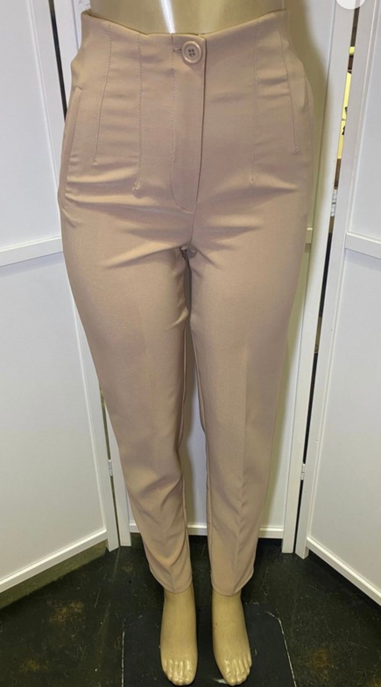 Skinny high waisted pants with front button and zipper