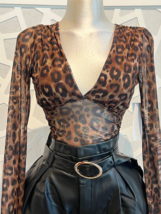 LEOPARD SHEER TOP