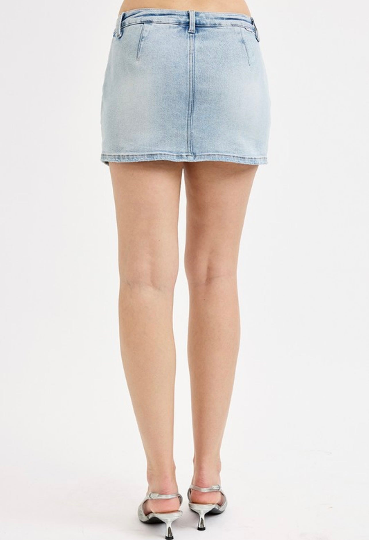 RISEN LOW RISE FIT SKORT