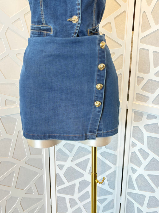 Denim button skort