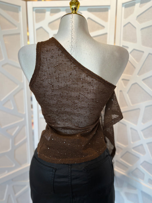 Angelina one shoulder detail top