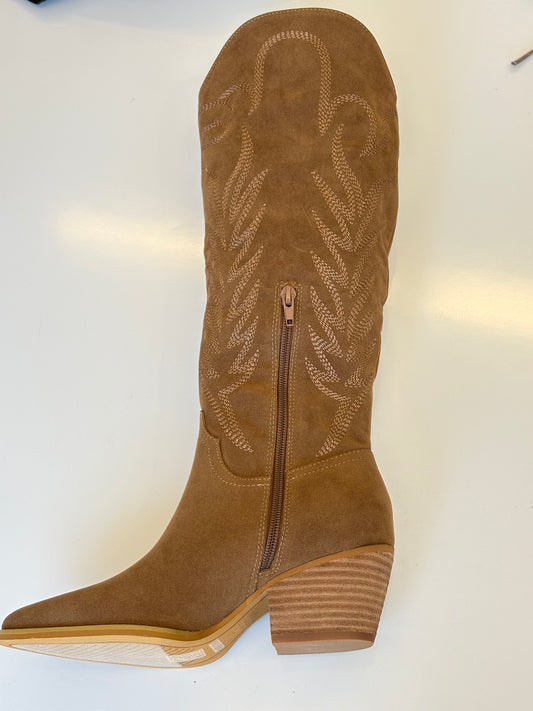 Samara below the knee boots