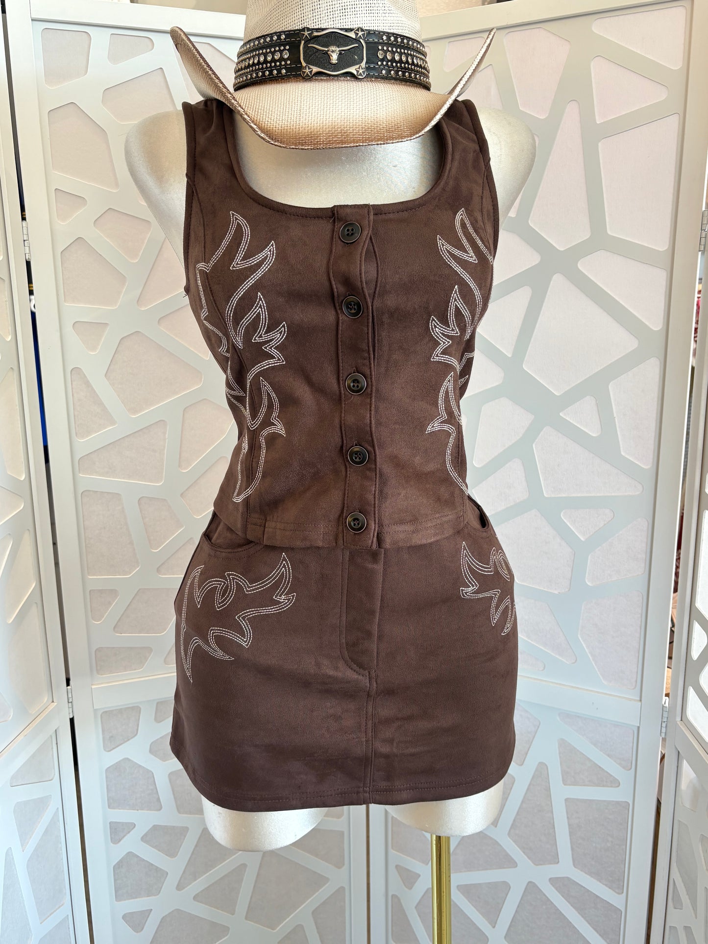 Embroidered suede SKIRT