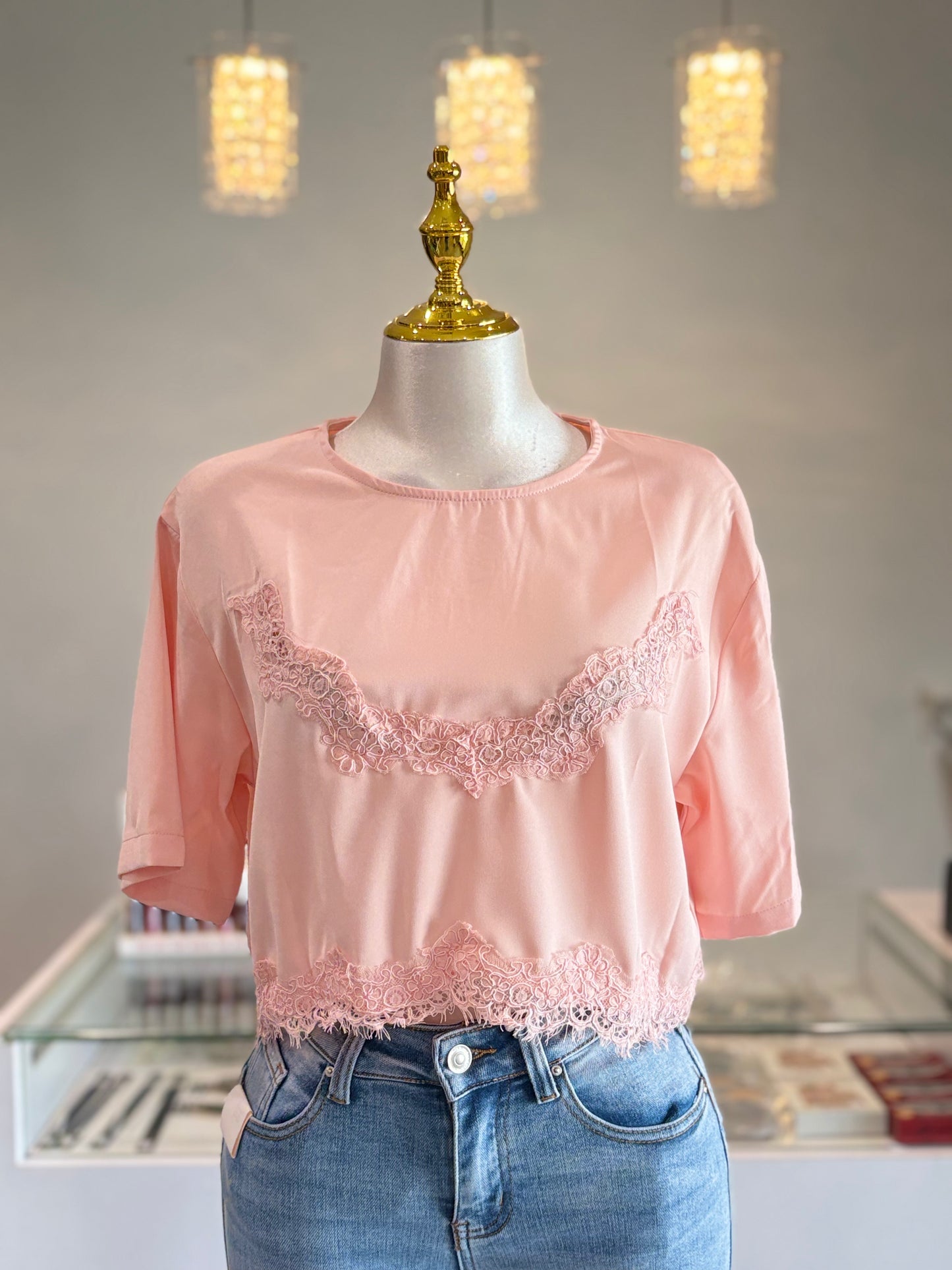 Lace trim crop top