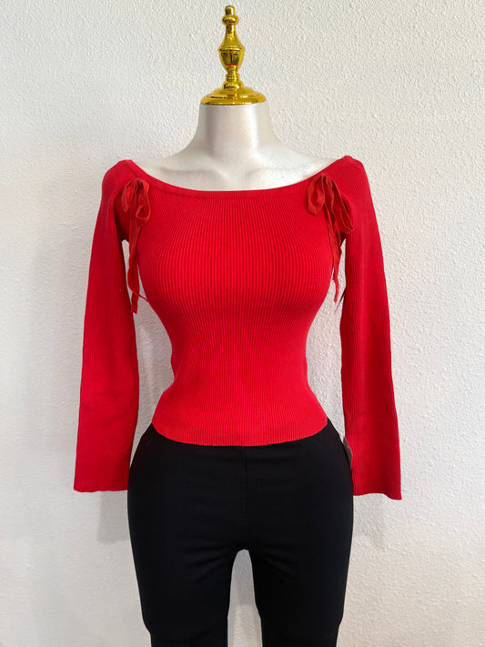 Bow detail top