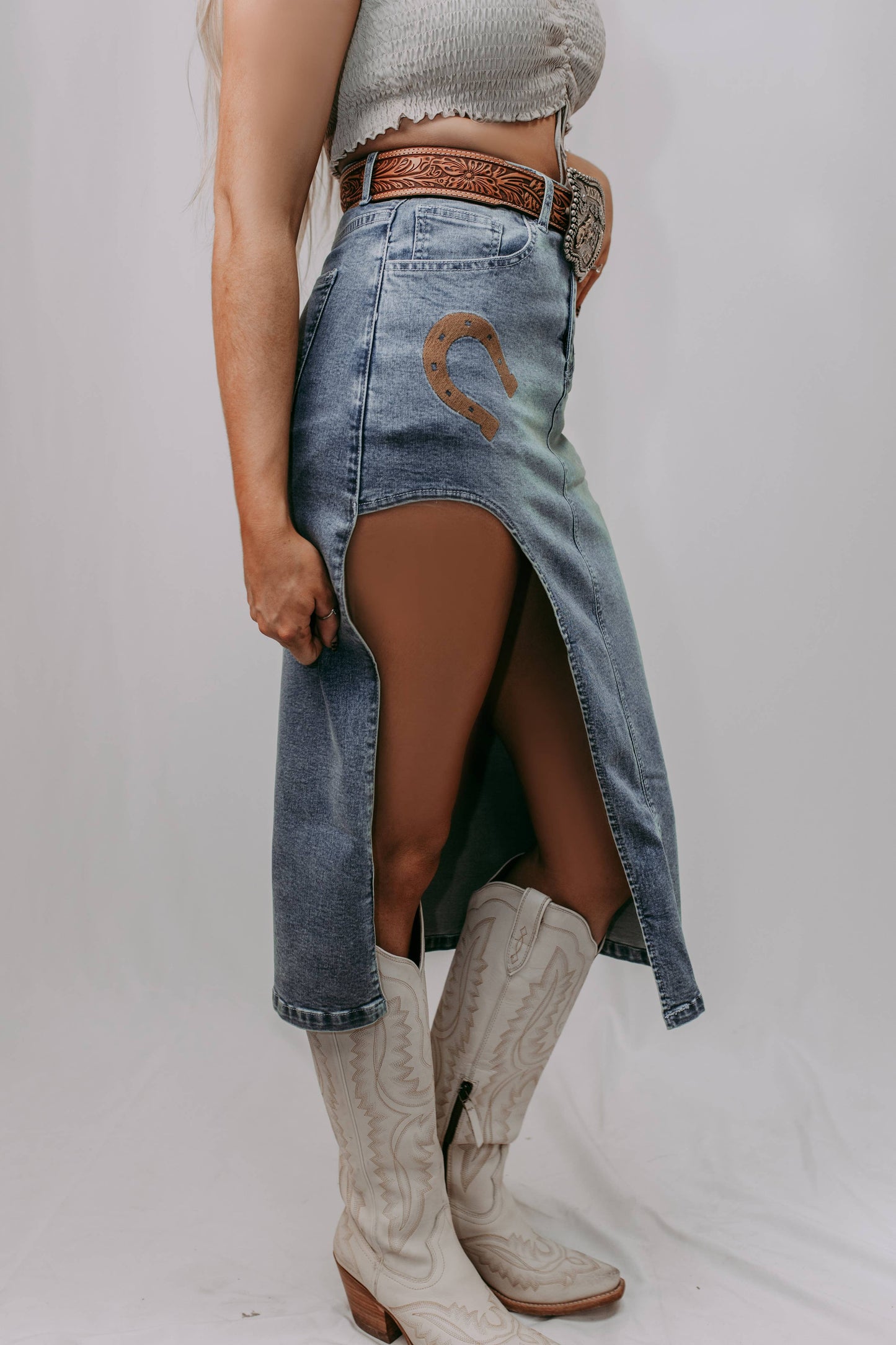 MK637Horse Shoe cut out Denim Skirt: Denim / M