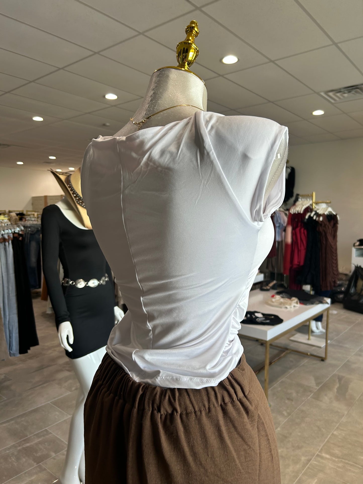 Cap Slv Stright Neck Shirring Knit Top