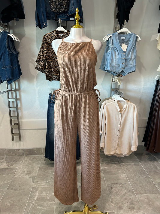Halter Neck Crinkle Knit Jumpsuit