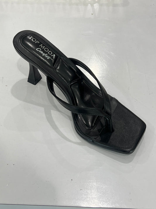 ROSSIE BLACK HEELS