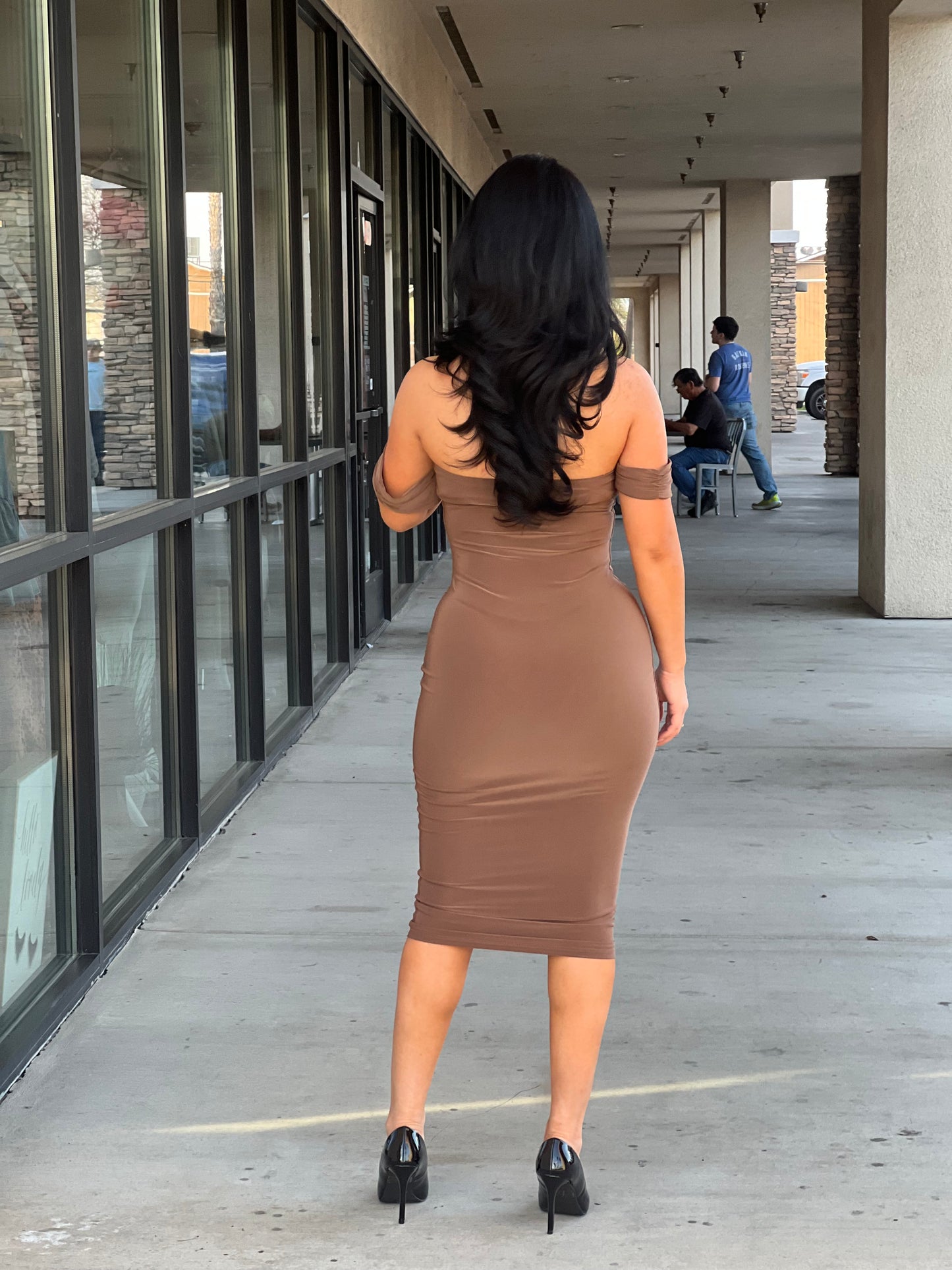 OFF SHOULDER MIDI DRESS