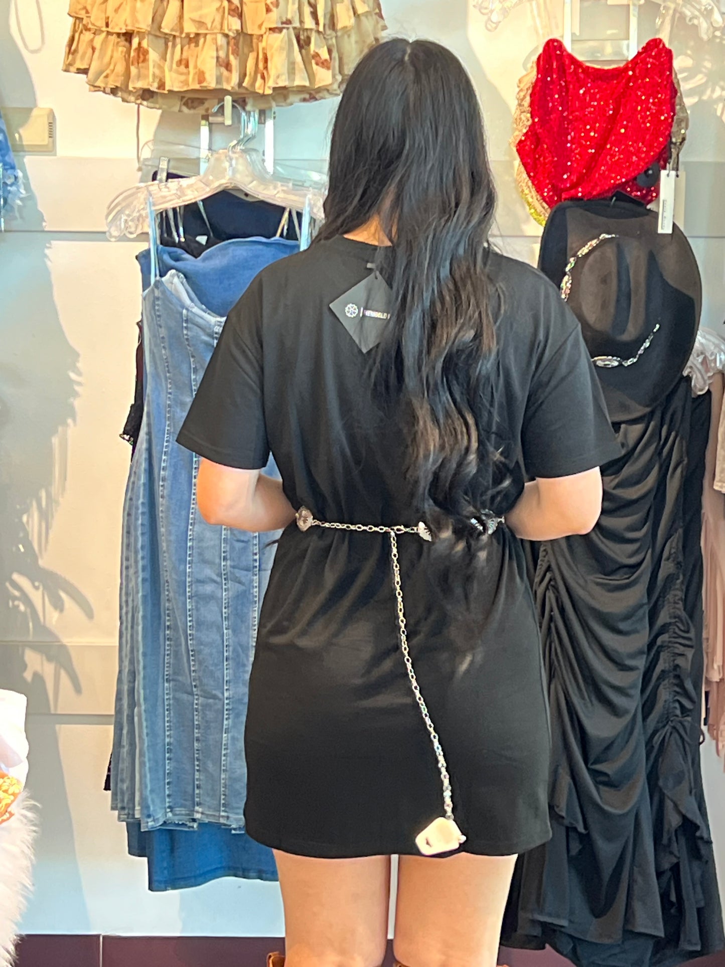 MK427 Deadwood Sequin Embellished Tee Dress: Black / 1XL