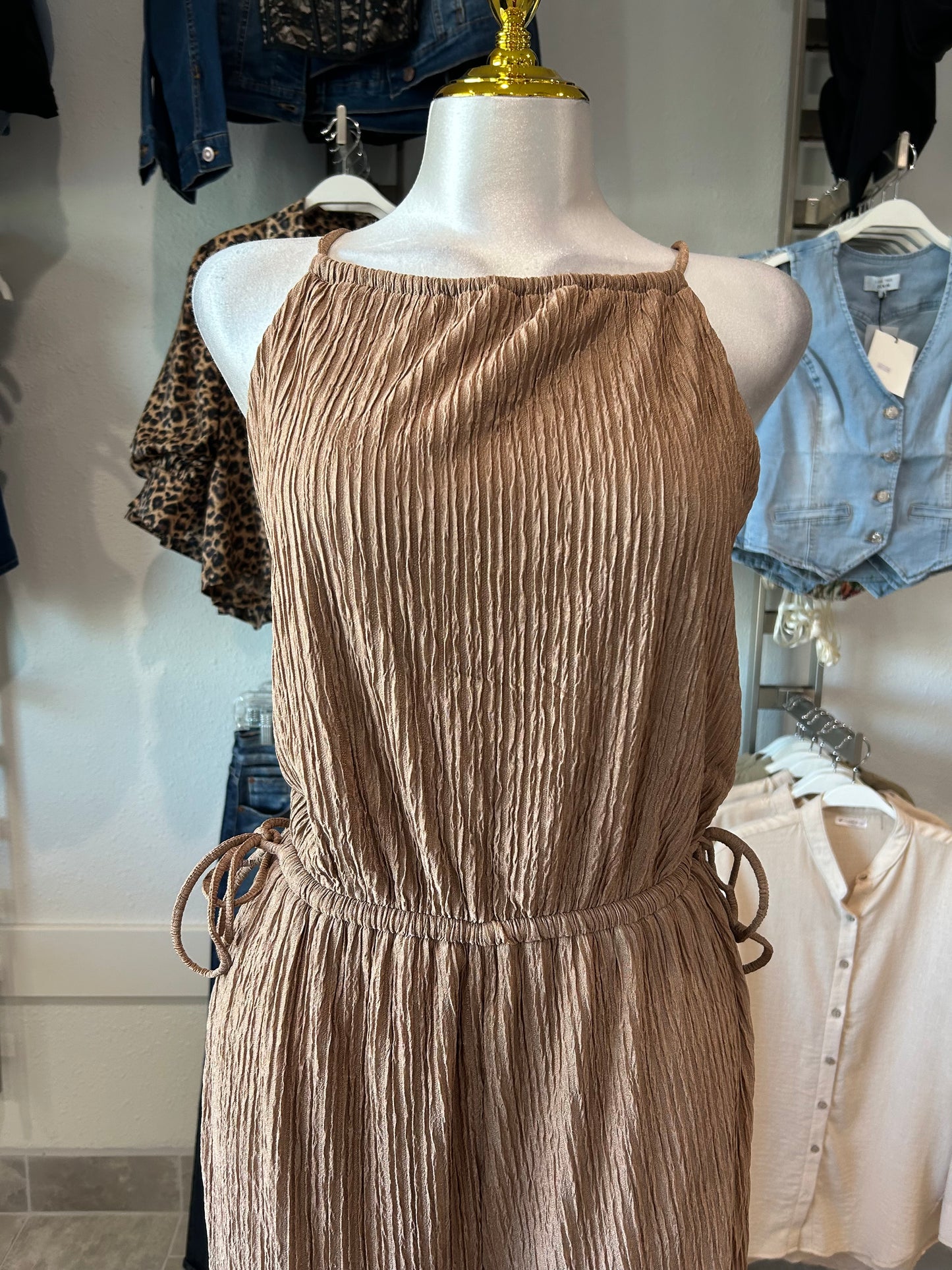 Halter Neck Crinkle Knit Jumpsuit