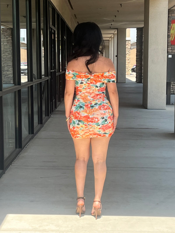 OFF SHOULDER WIRE INSET RUCHING MINI DRESS