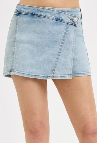 HIGH RISE FIT SKORTS