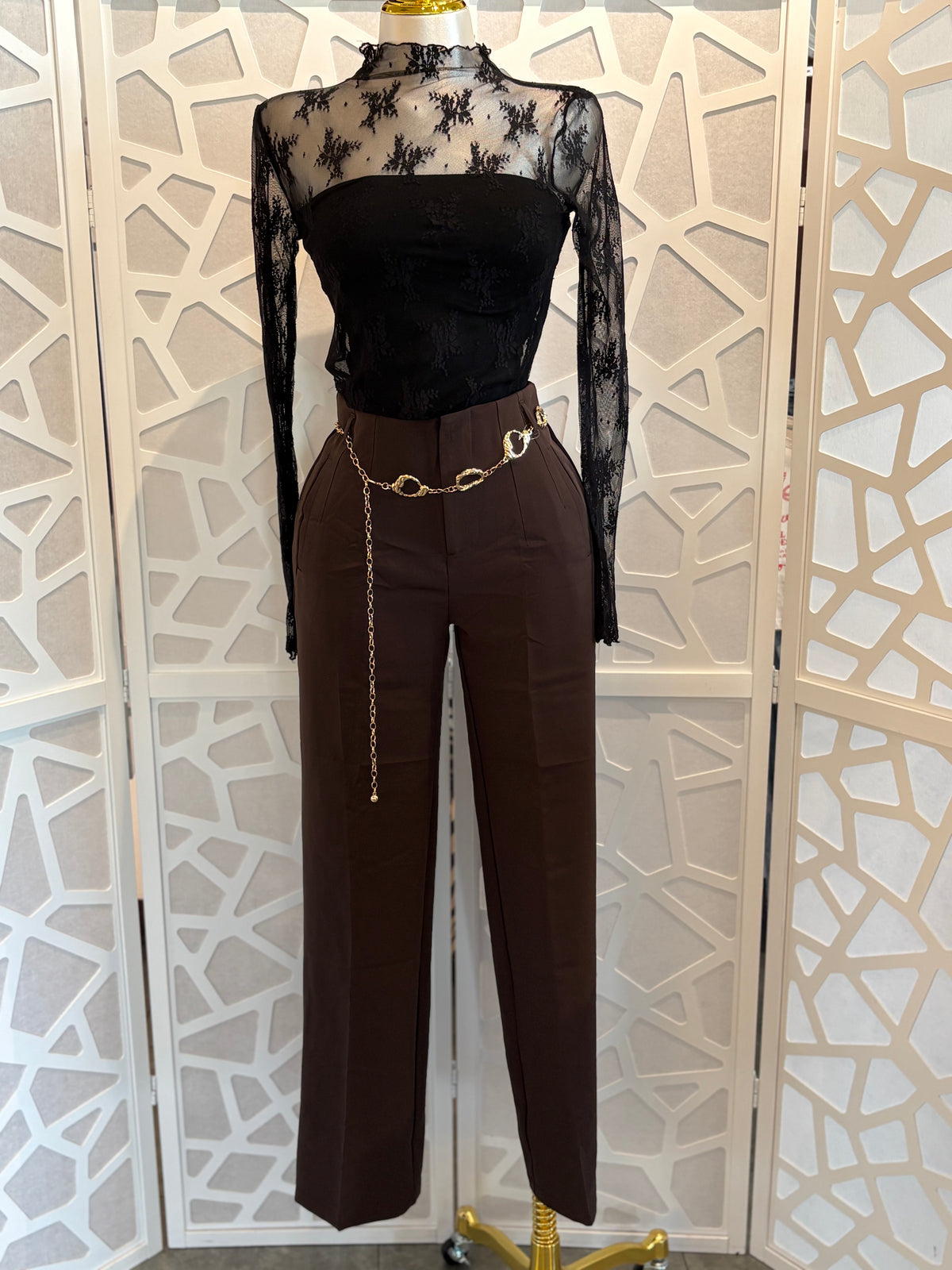 PANTS WITH BELT