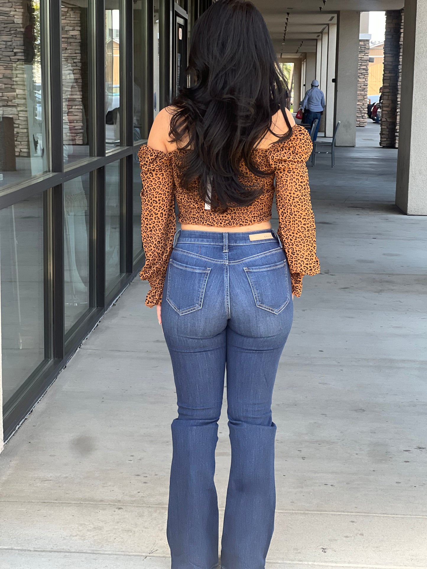 MID RISE FLARE JEANS