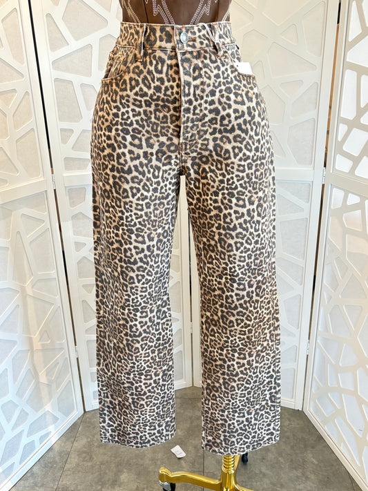 CELLO BRAND SUPER HIGH RISE DAD JEANS