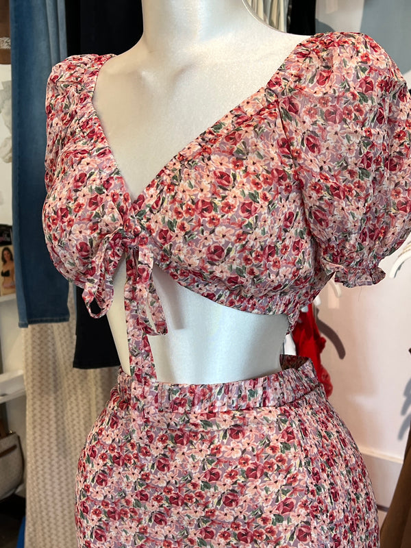 Floral skirt crop set