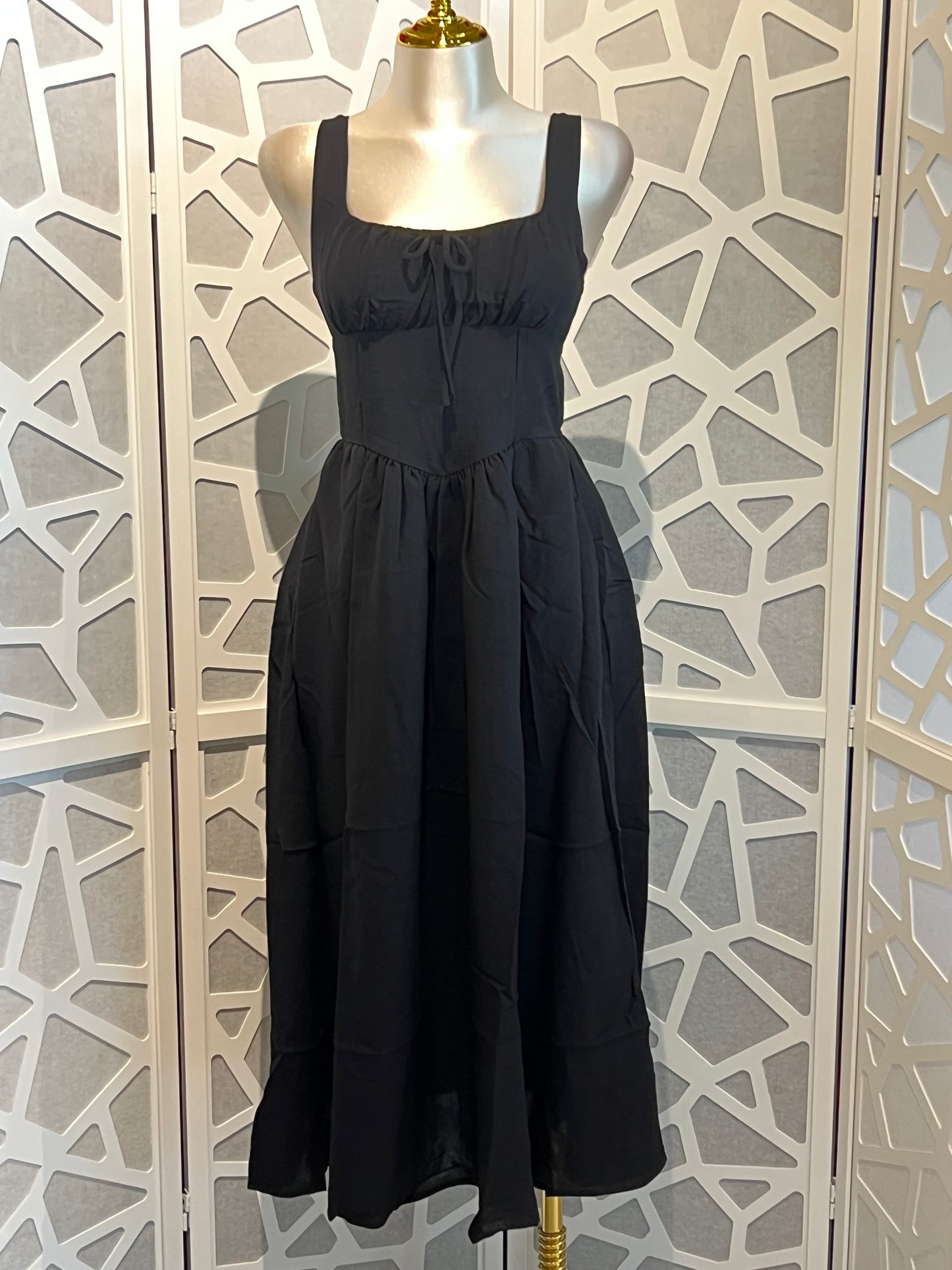 SQUARE NECK FRONT TIE CORSET DETAIL MIDI DRESS