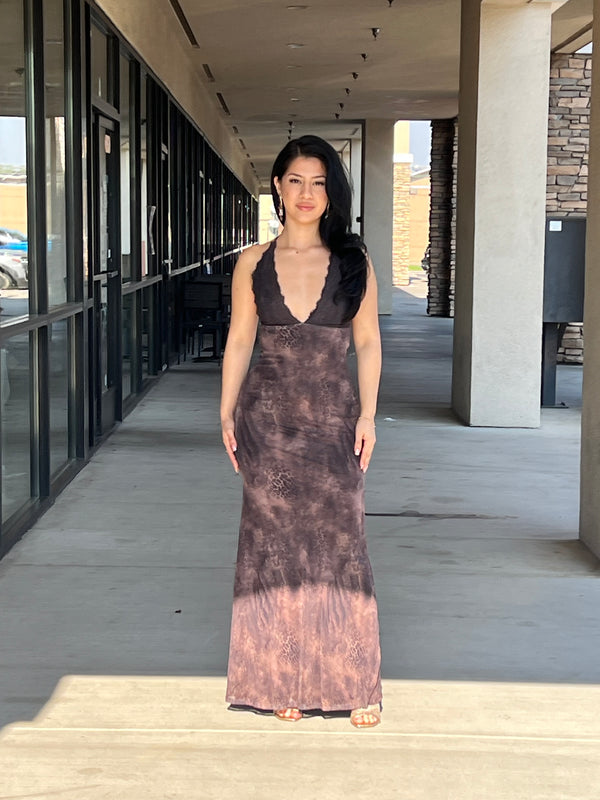 Lace detail maxi dress