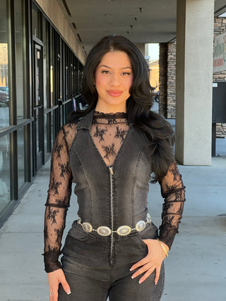 LACE LONG SLEEVE TOP