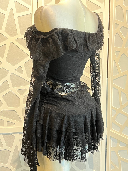 Two piece lace skirt set