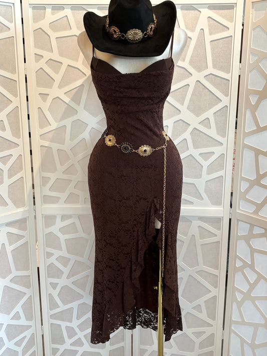 HIGH SLIT LACE DRESS