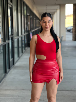Karla side cut ribbed bodysuit