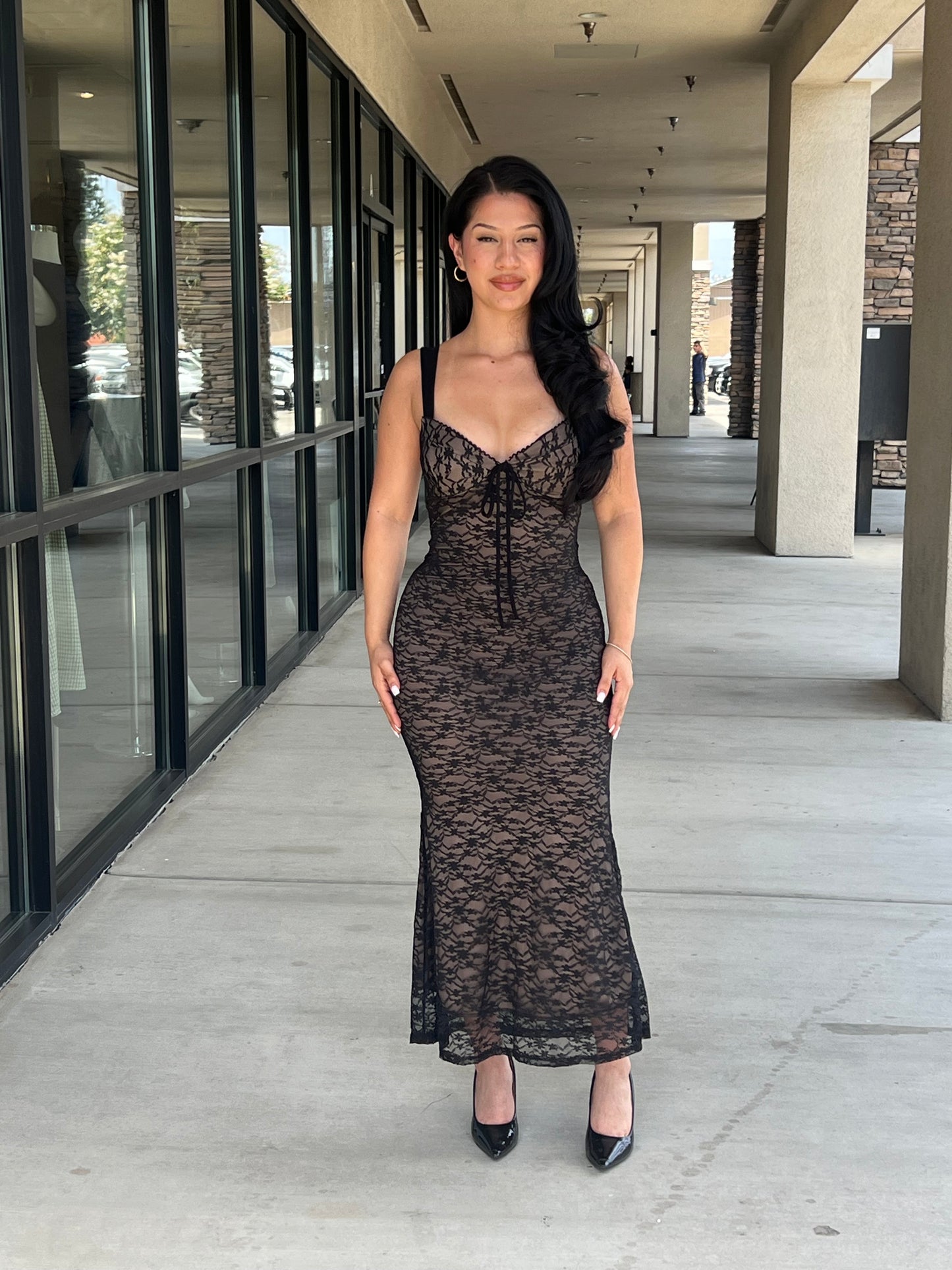 Lace maxi dress