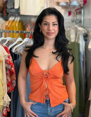 ANA FRONT KNOT DETAIL TOP