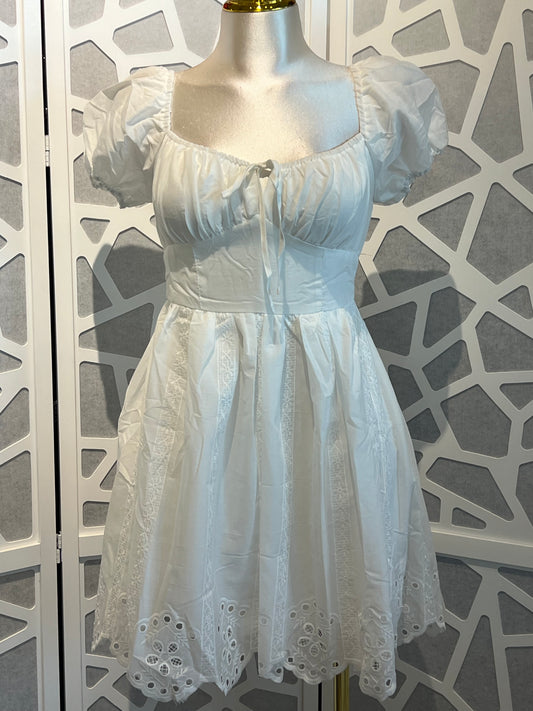 Embroidered Puff Sleeve Scallop Hem Mini Dress