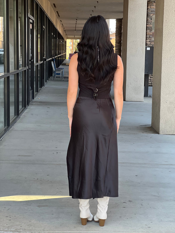 SARAHI SATIN MATERIAL HIGH SLIT SKIRT