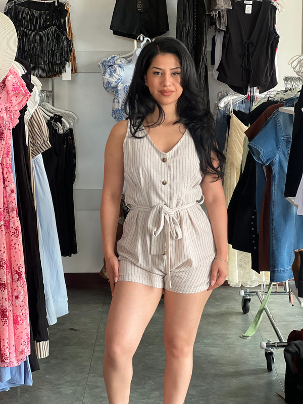 WENDY CASUAL ROMPER