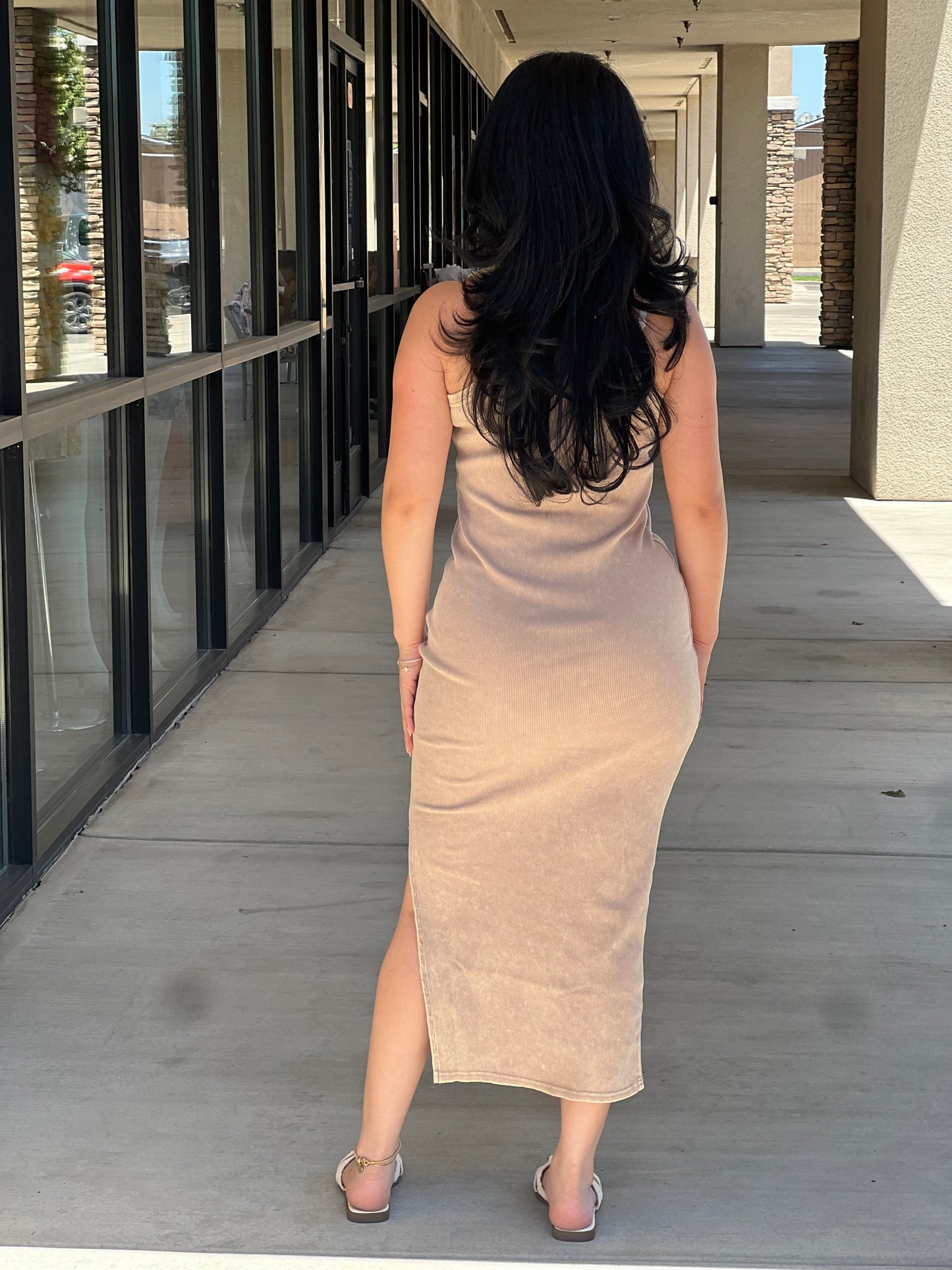 RIBBED MAXI DRESS