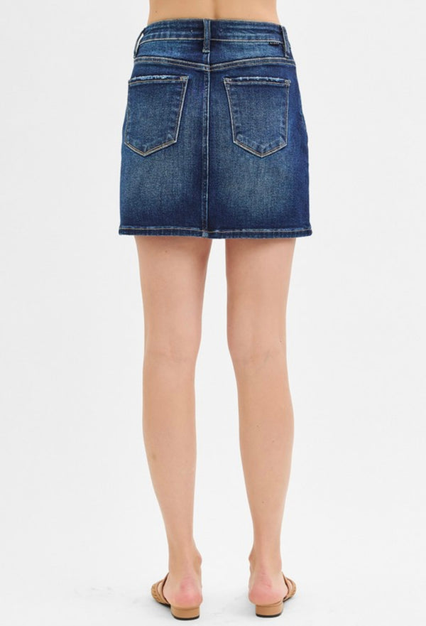 MID RISE FIT MINI SKIRTS