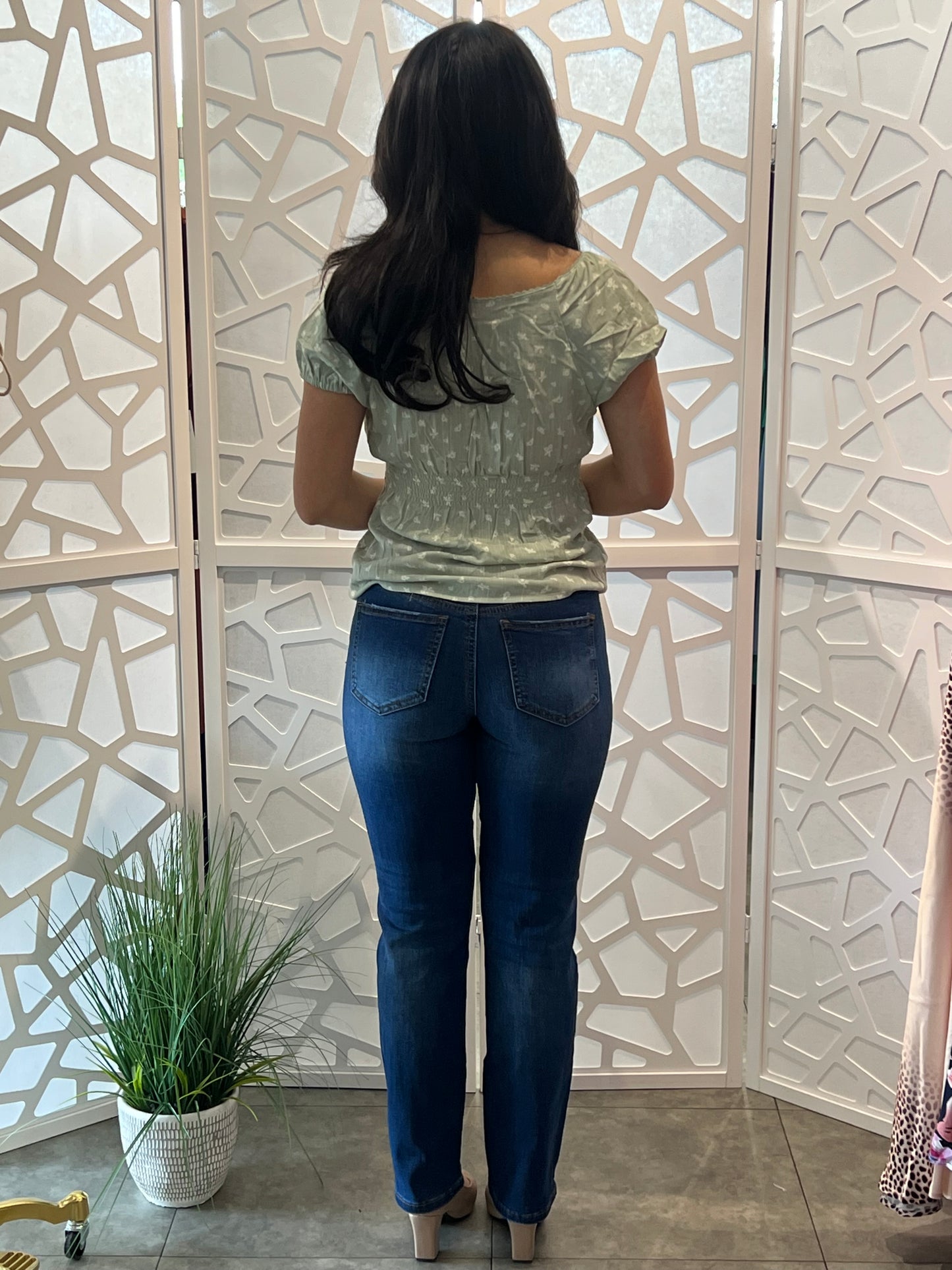 VANESSA STRAIGHT JEANS