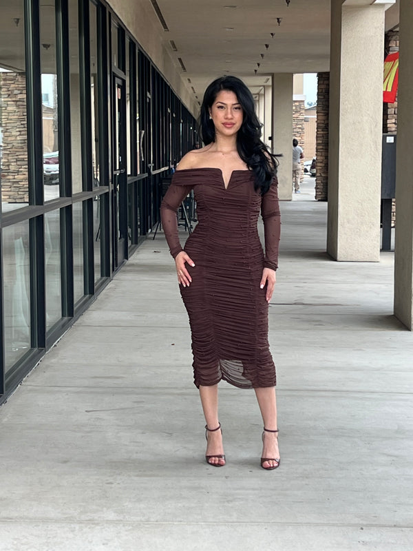 OFF SHOULDER MESH MIDI DRESS