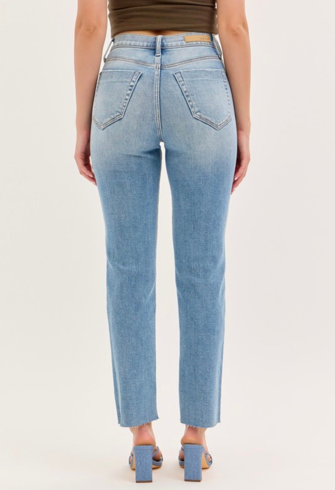 High Rise Crop Straight