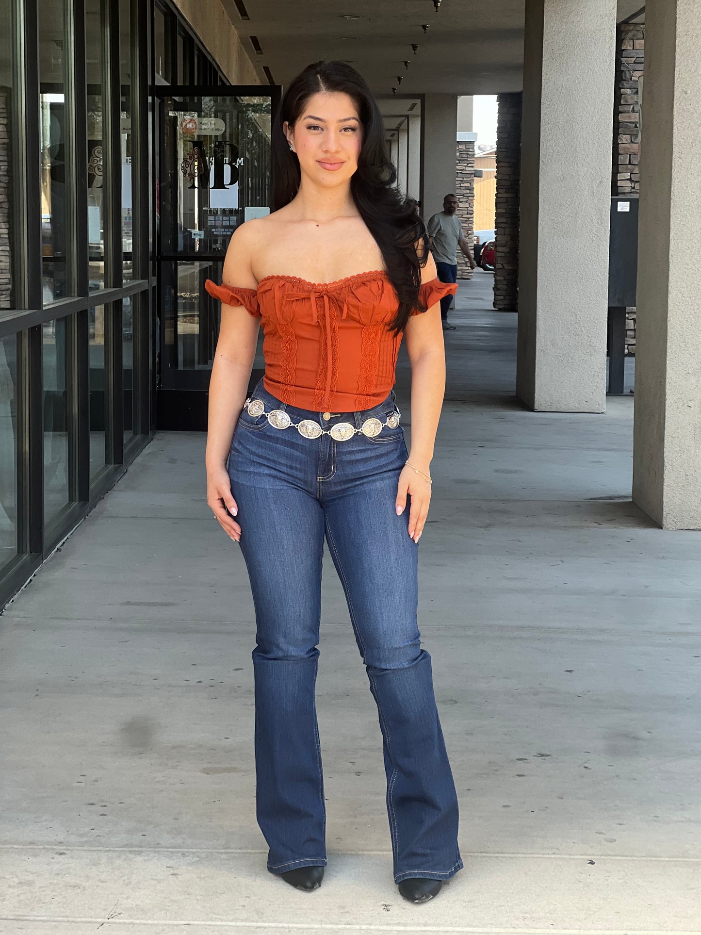 MID RISE FLARE JEANS