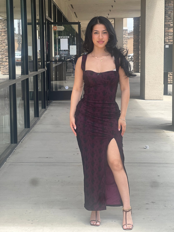 LACE HIGH SLIT MAXI DRESS