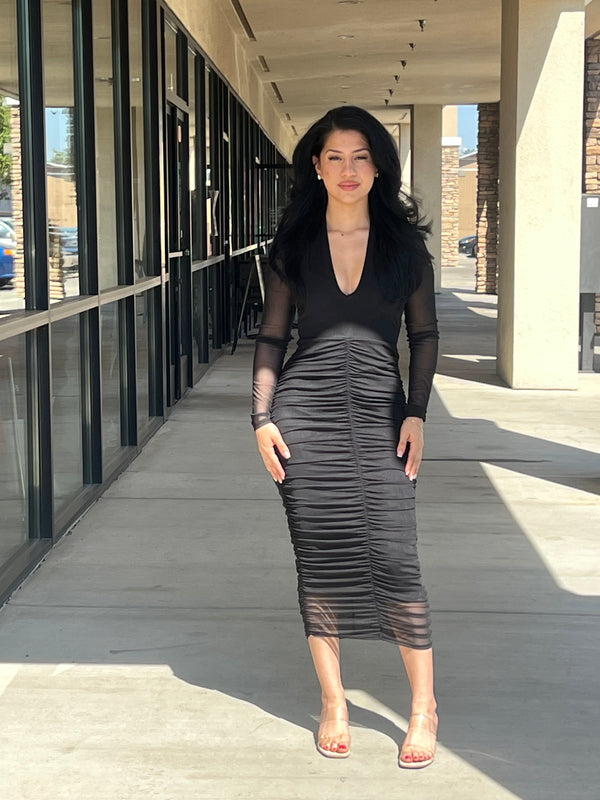 V-neck, Shirring Bottom Part Midi Dress