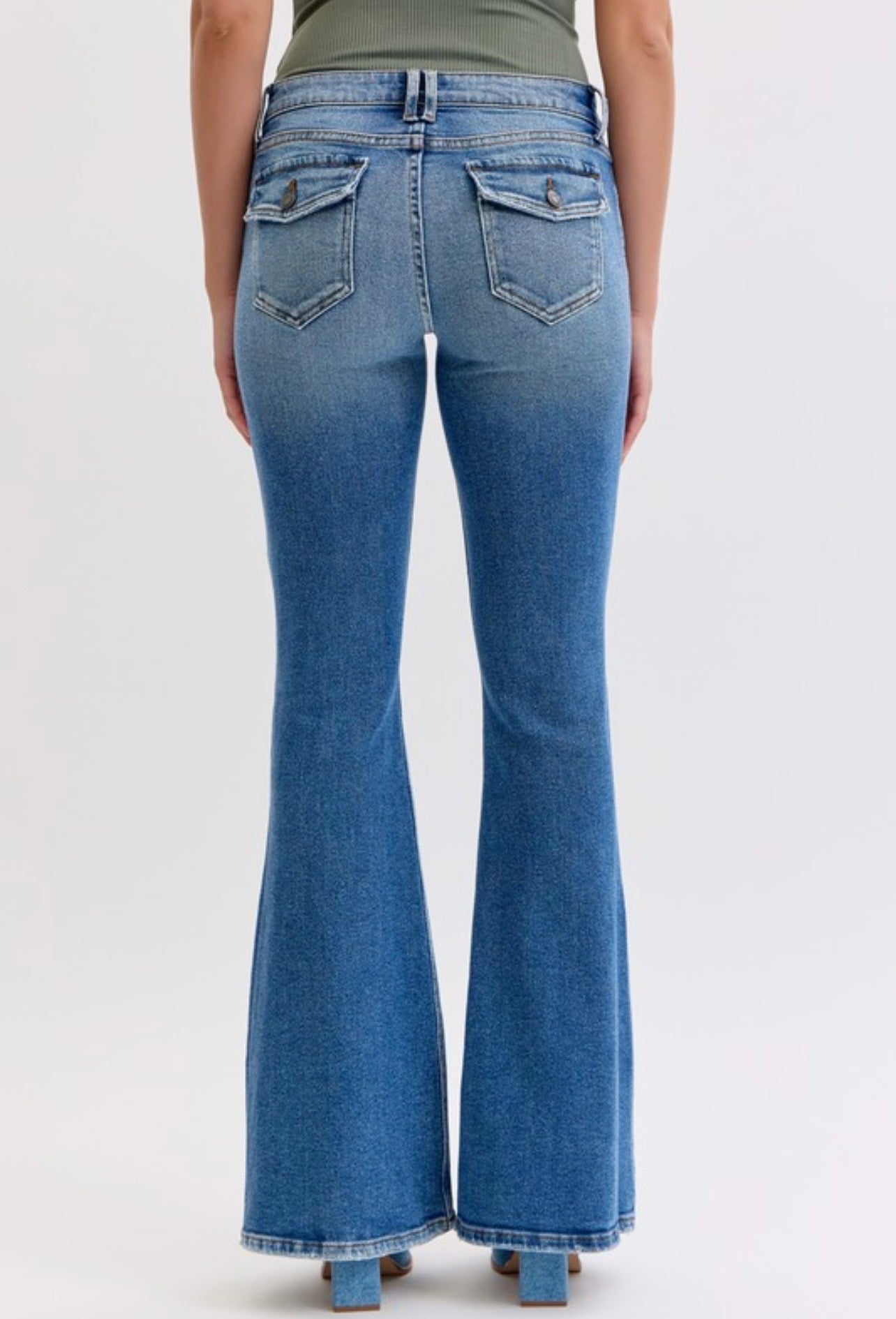 LOW RISE SUPER FLARE WITH FLAP POCKET