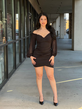 LUXE MESH SWEETHEART OFF SHOULDER MINI
DRESS
